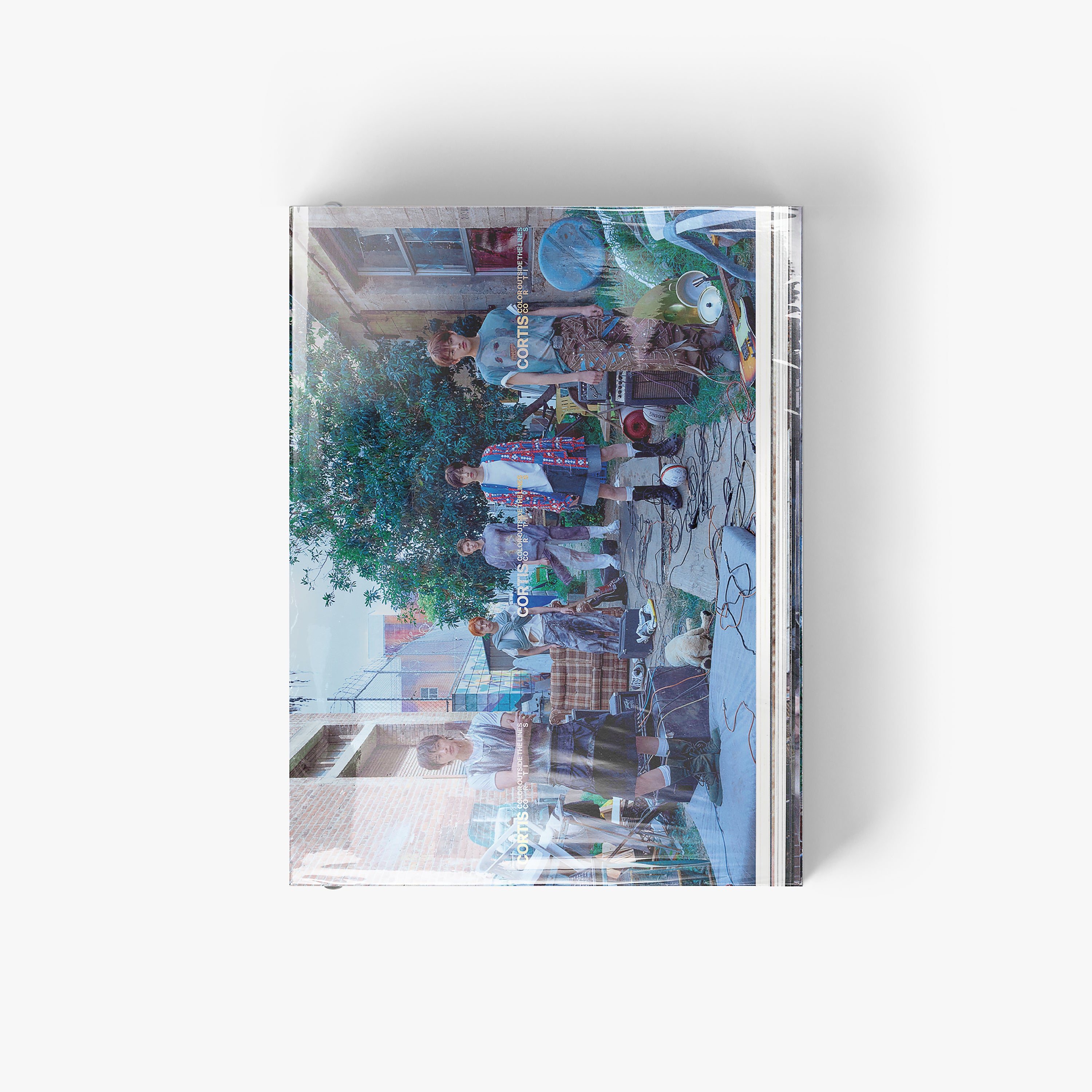 COLOR OUTSIDE THE LINES (Scene 3 ver.) - CORTIS OFFICIAL STORE